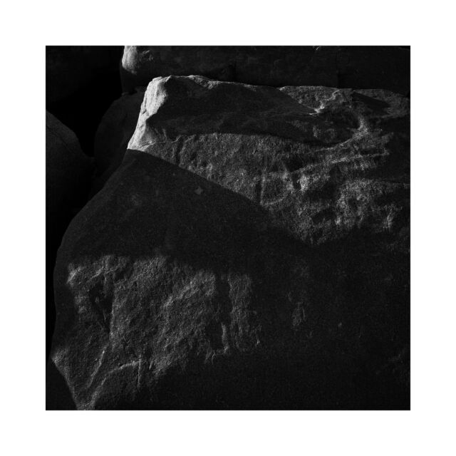 Ar mor
.
.
.
.
.
#art #photography #photo #artphoto #artphotography #abstract #minimalism #streetphotography #iphoneography #iphone16pro #iphone #quimper #somewheremagazine #gominimalmag #gominimalmagazine #nowness @somewheremagazine @gominimalmagazine @nowness @letelegramme @cote.quimper @ouestfrance @ouestfrance.bretagne @ouestfrancequimper